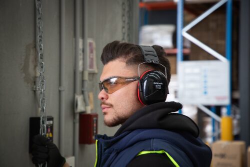 Red Maxisafe Earmuff 32dB - Class 5 - Image 9